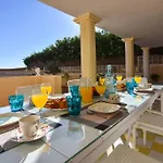 Angeles Villa