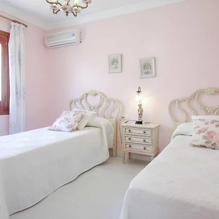Angeles Villa *